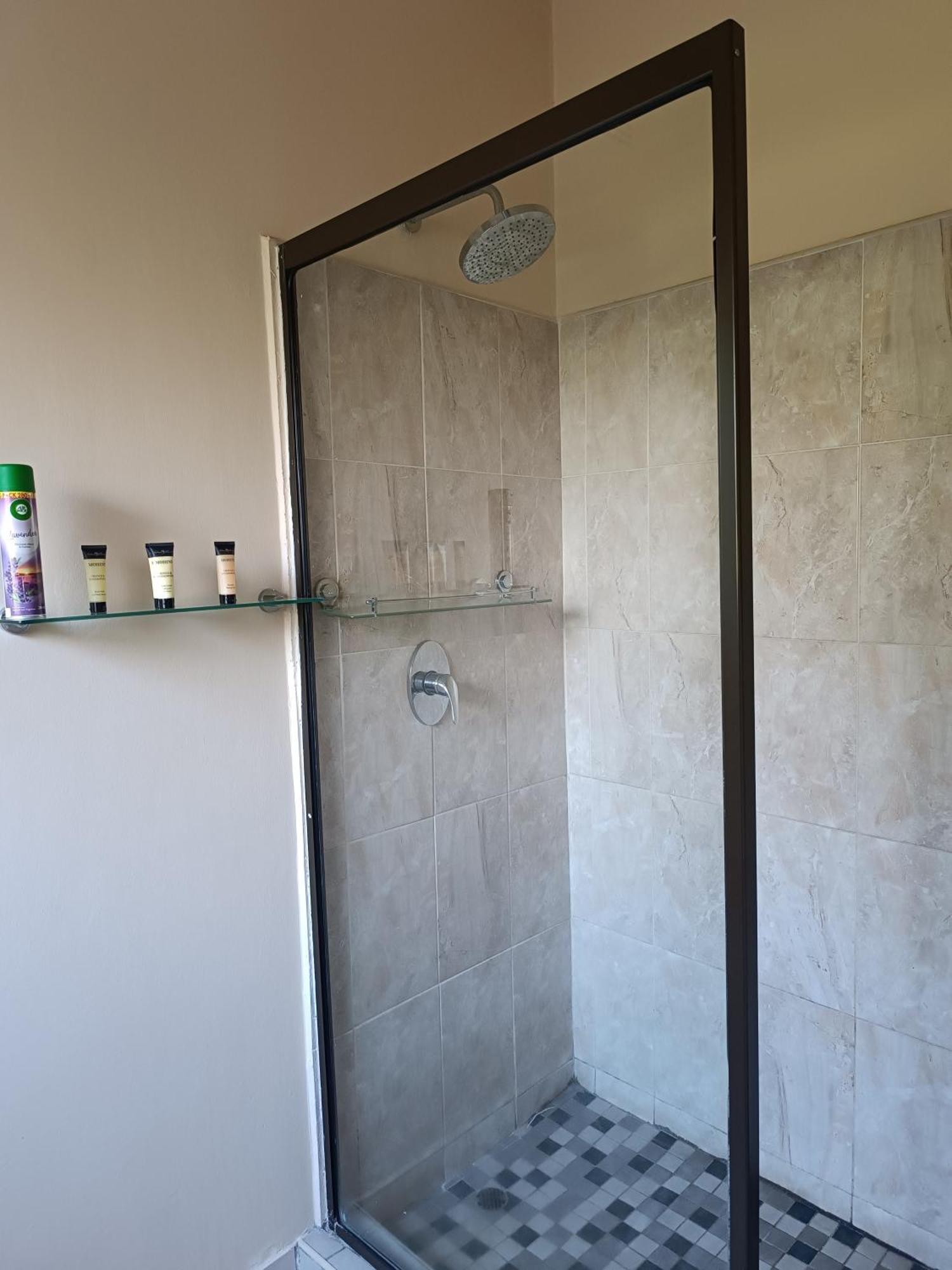 Jacaranda Hotel Harare Luaran gambar