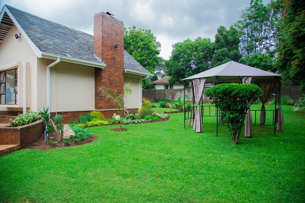 Jacaranda Hotel Harare Luaran gambar