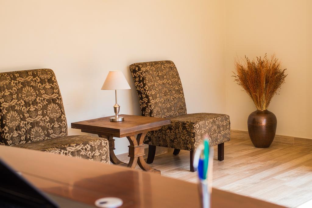 Jacaranda Hotel Harare Luaran gambar