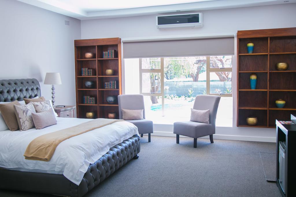 Jacaranda Hotel Harare Luaran gambar
